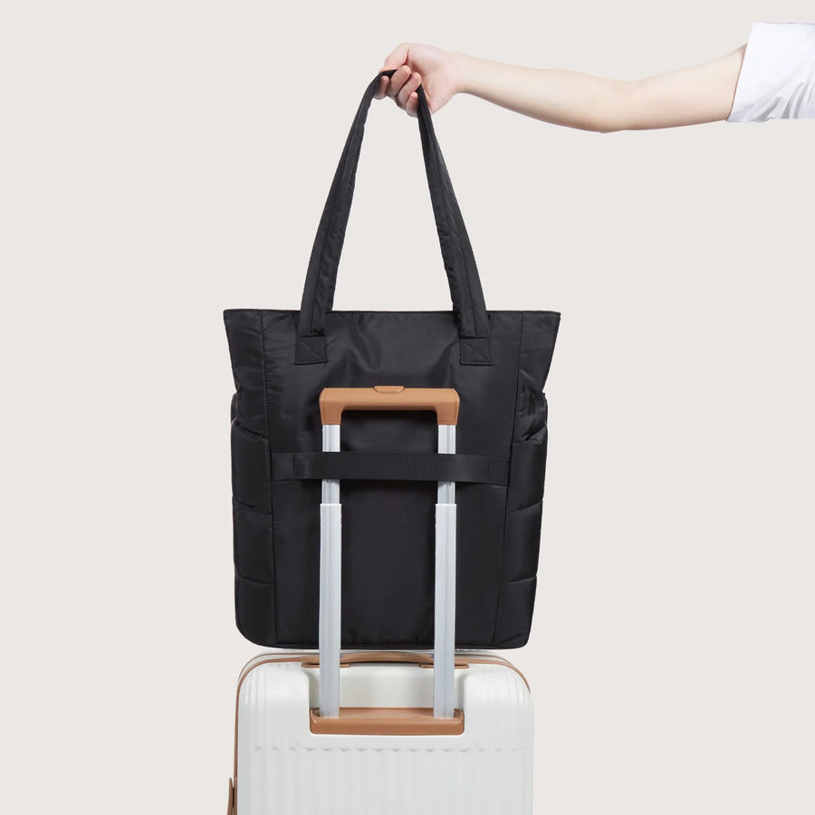21L_Tote_Daily_Use_with_luggage_Black