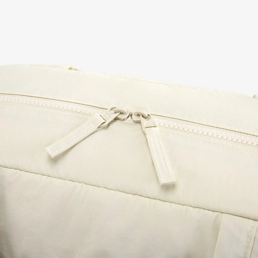 Puffy Water-Resistant Gym & Travel Duffle Bag - Stellarmarketstore