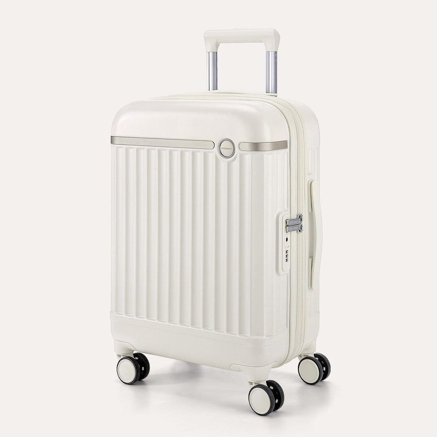 Roamer Expandable 20" Carry On Luggage - Stellarmarketstore