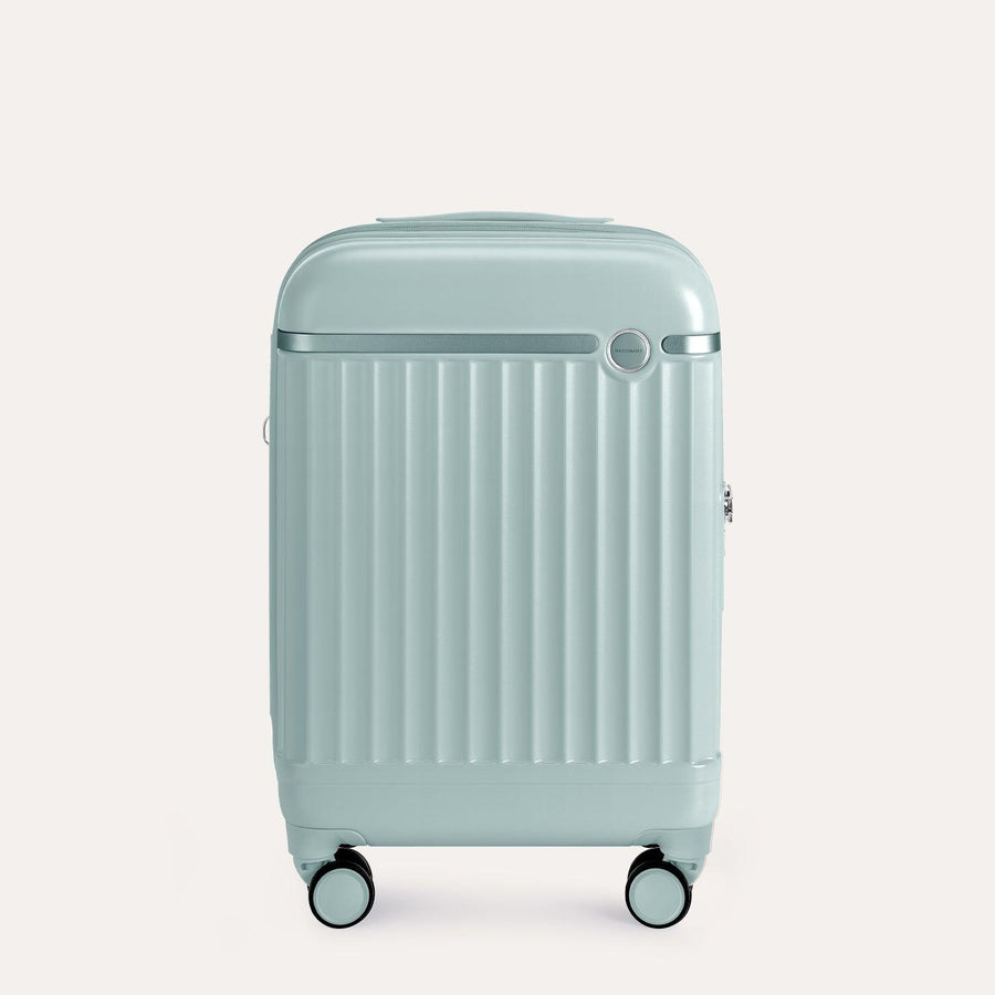 Roamer Expandable 20" Carry On Luggage - Stellarmarketstore