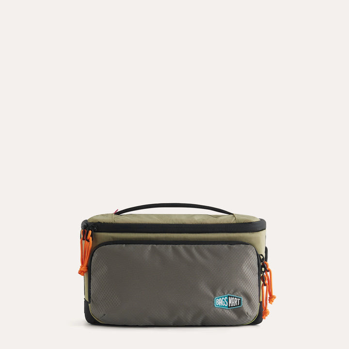 Blast 4.5L Hanging Toiletry Bag