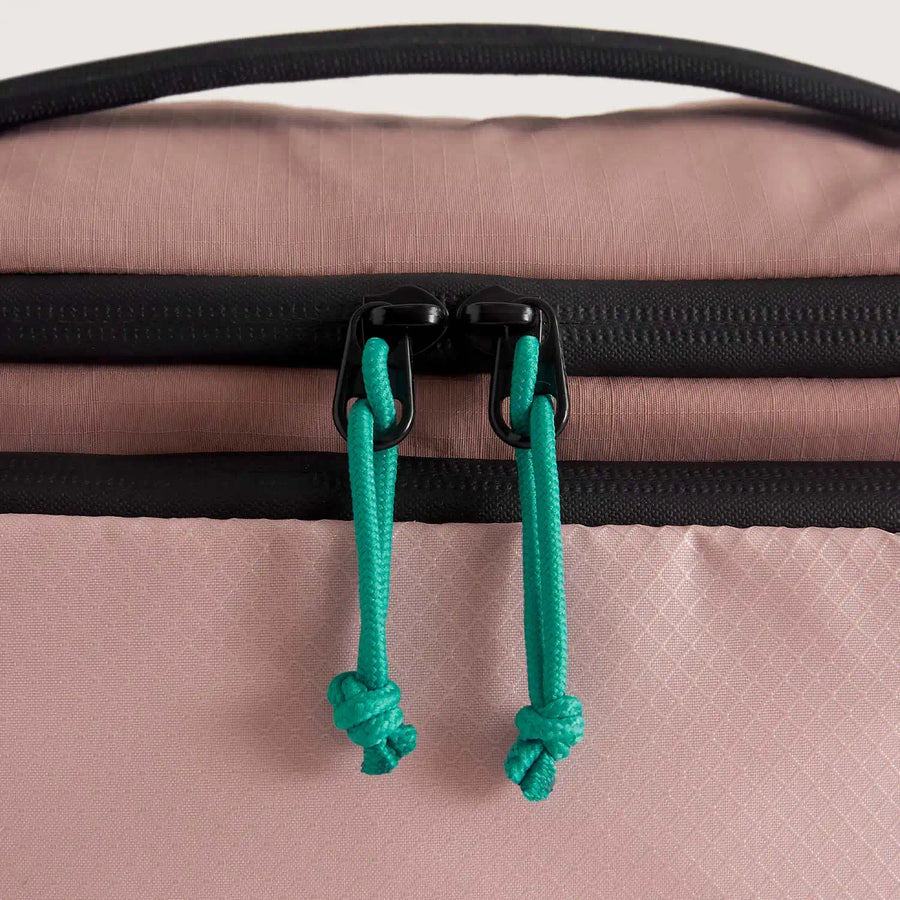 Blast 4.5L Hanging Toiletry Bag