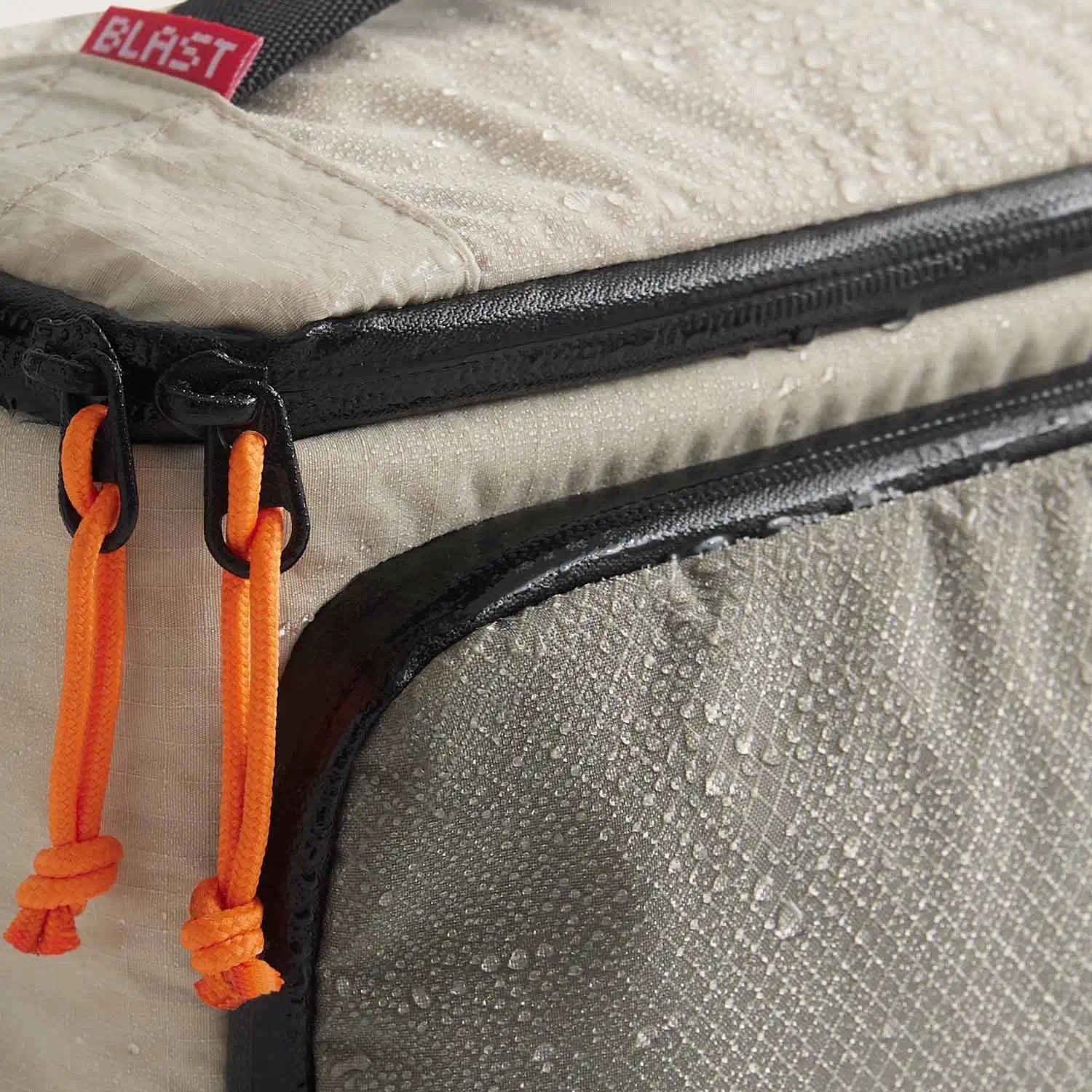 Blast 4.5L Hanging Toiletry Bag