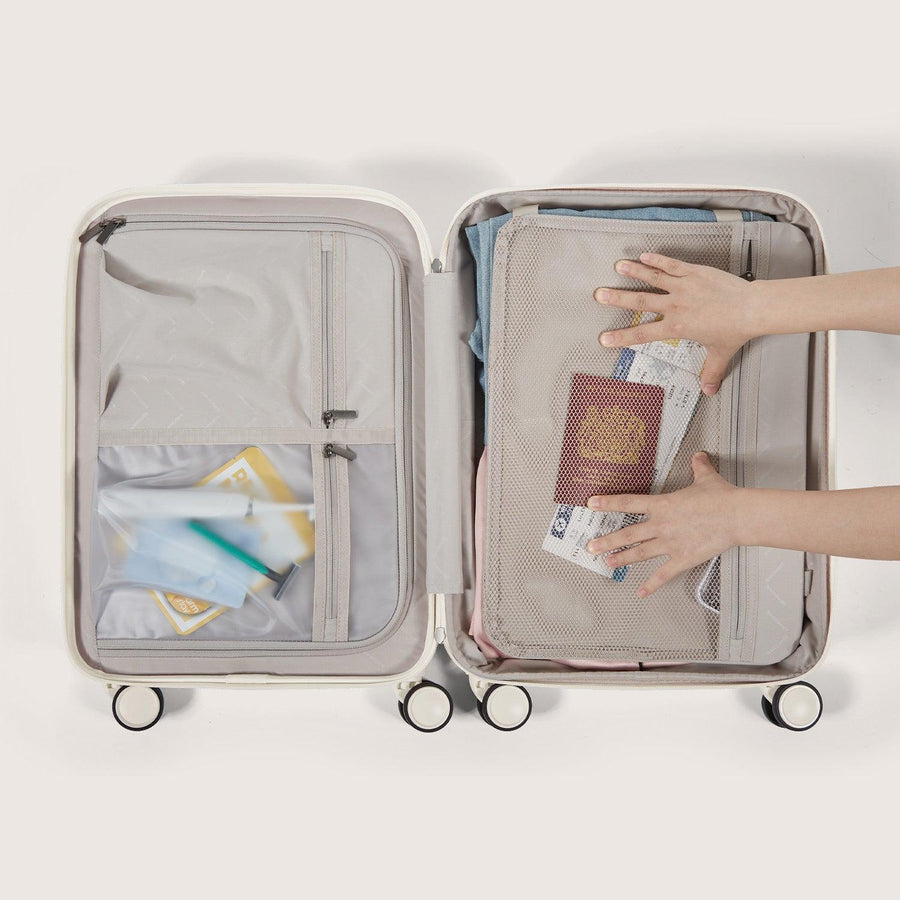 Roamer Expandable 20" Carry On Luggage - Stellarmarketstore