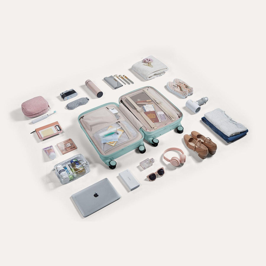 Roamer Expandable 20" Carry On Luggage - Stellarmarketstore