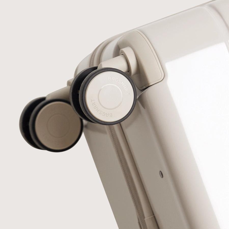 Getaway 24" Check-in: Side-Opening