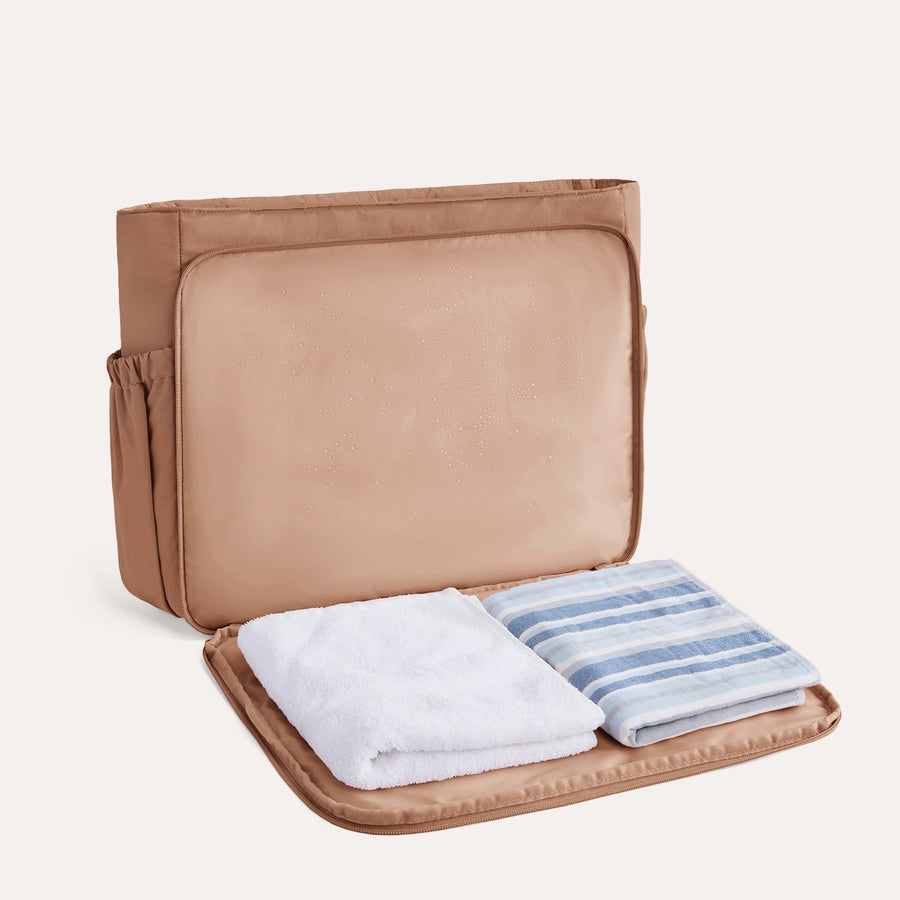Large_waterproof_pocket_for_wet_or_leaking_items-in-brown