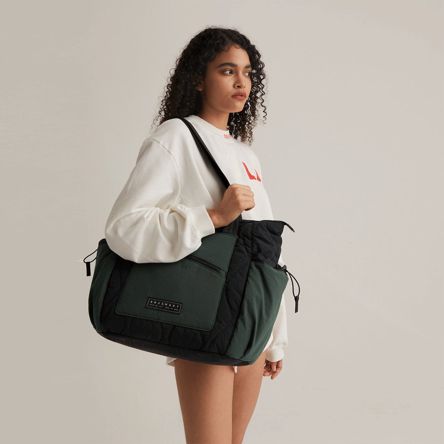 Vega 23L Featherlight Tote Bag - Stellarmarketstore