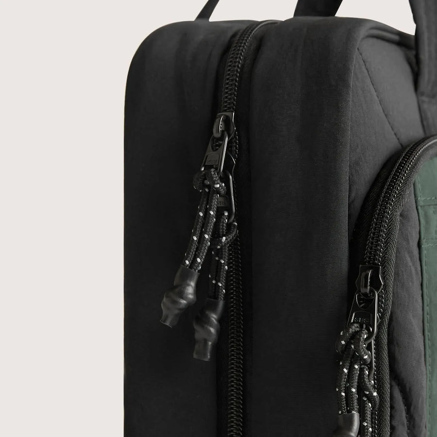 Walker Hanging Travel Toiletry Bag with Waterproof Compartment - Stellarmarketstore