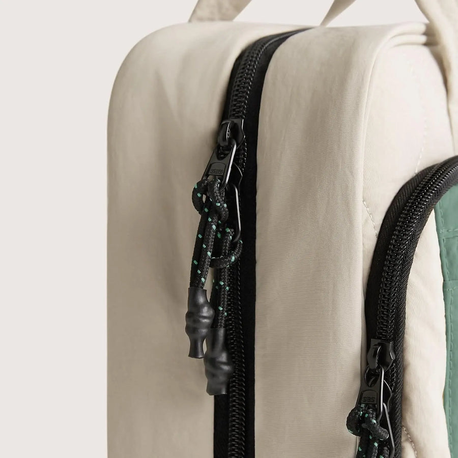 Walker Hanging Travel Toiletry Bag with Waterproof Compartment - Stellarmarketstore