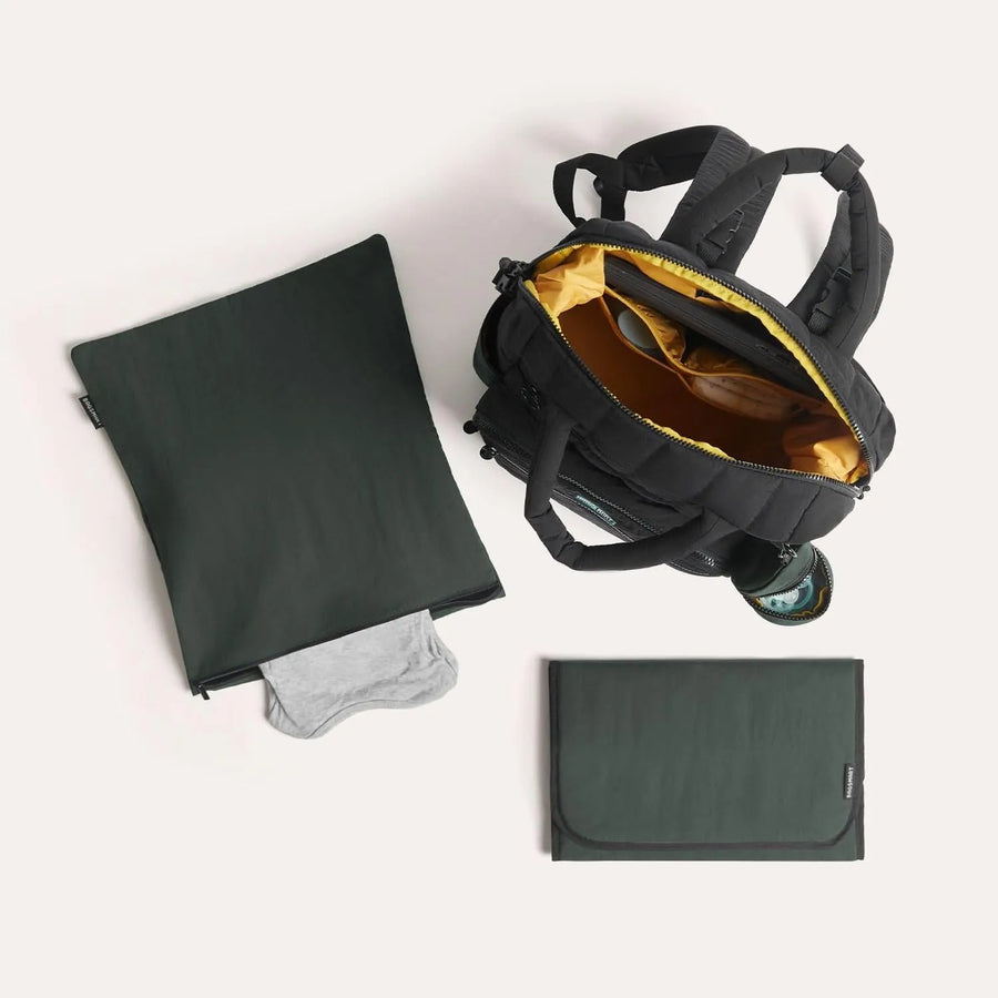 Walker 25L Featherlight Travel Diaper Backpack - Stellarmarketstore