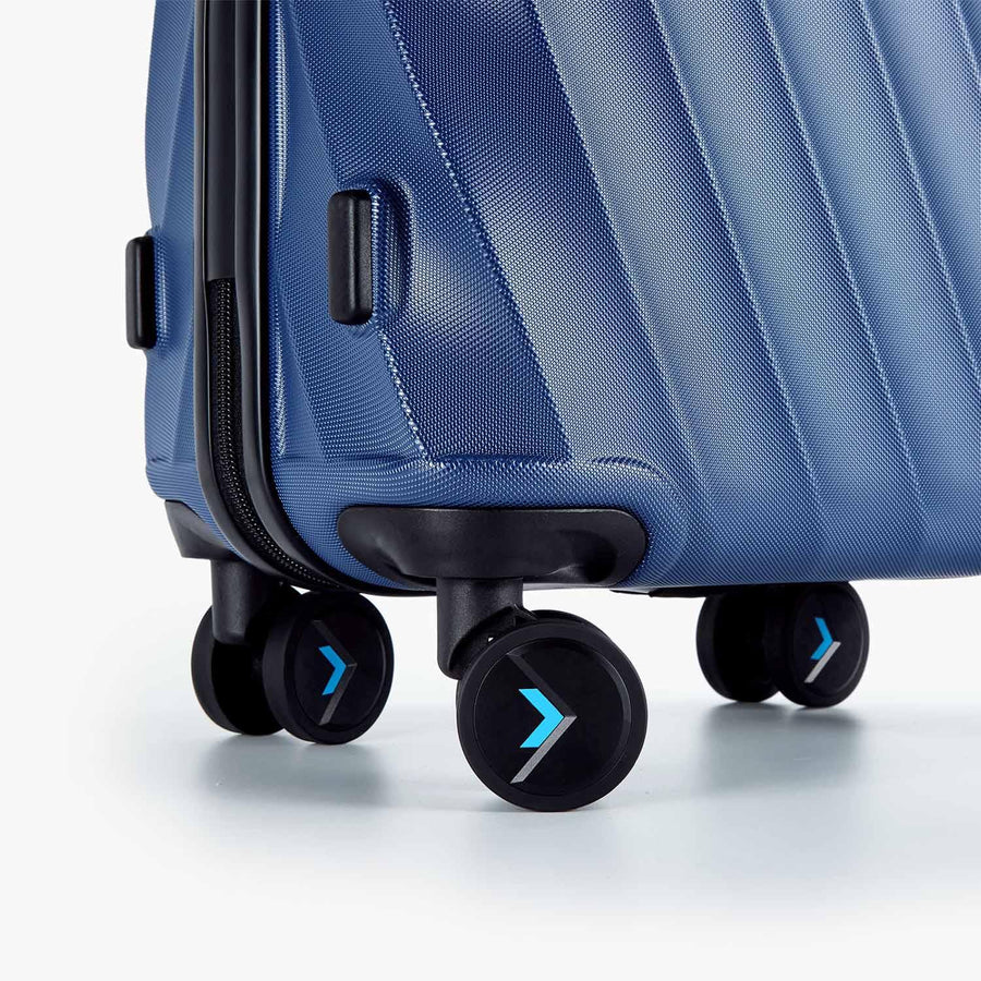 Globetrotter 20" Hardside Rolling Carry-on Stylish Suitcase - Stellarmarketstore