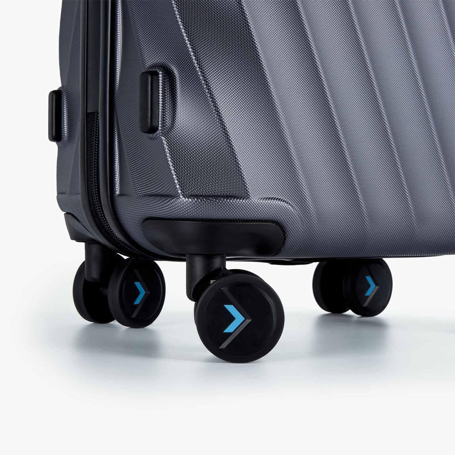 Globetrotter 20" Hardside Rolling Carry-on Stylish Suitcase - Stellarmarketstore