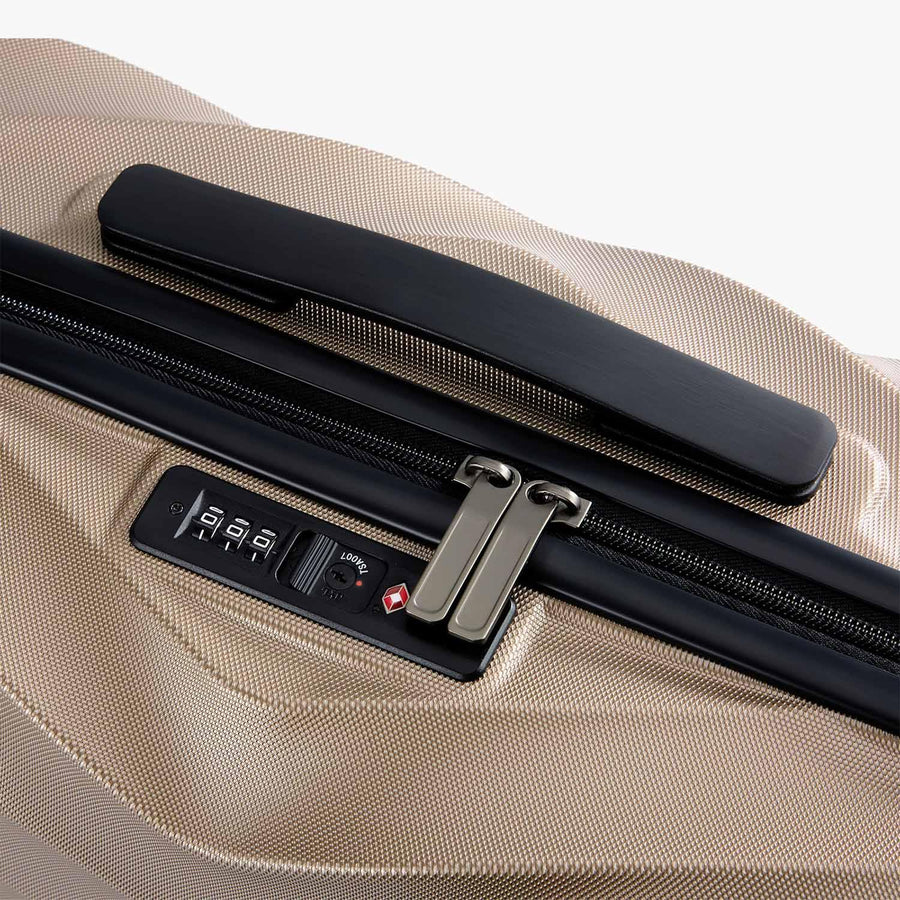 Globetrotter 20" Hardside Rolling Carry-on Stylish Suitcase - Stellarmarketstore