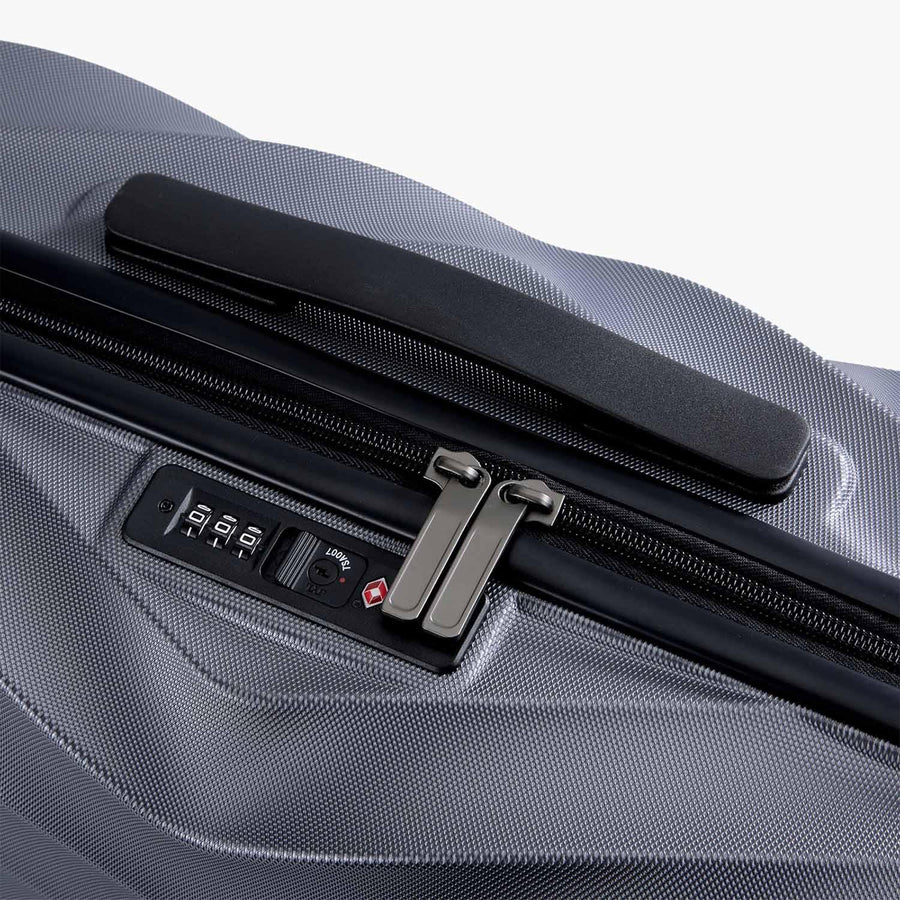 Globetrotter 20" Hardside Rolling Carry-on Stylish Suitcase - Stellarmarketstore