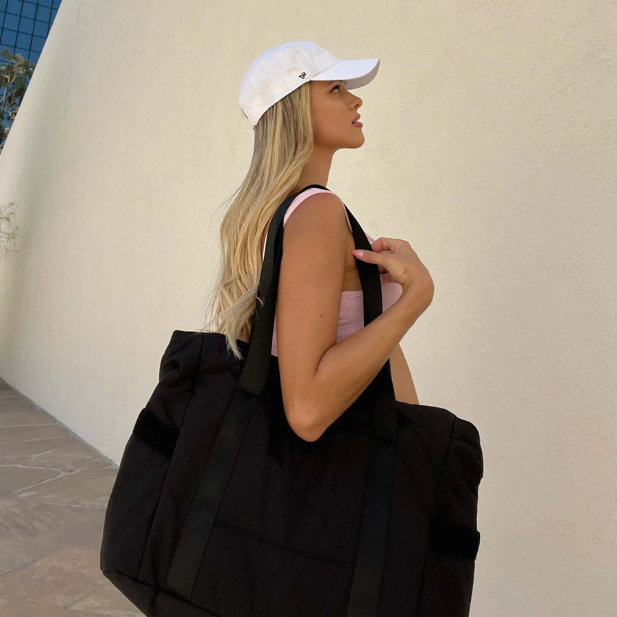 Zoraesque Duffel Black - Stellarmarketstore